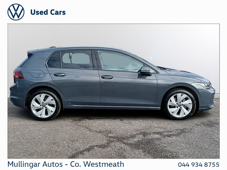 2025 Volkswagen Golf - image 10