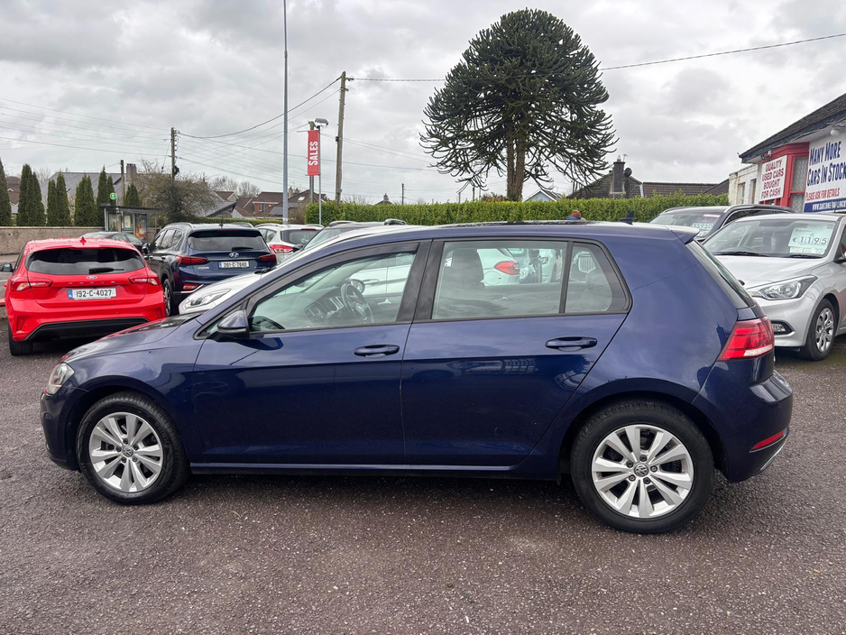 2017 Volkswagen Golf - image 8