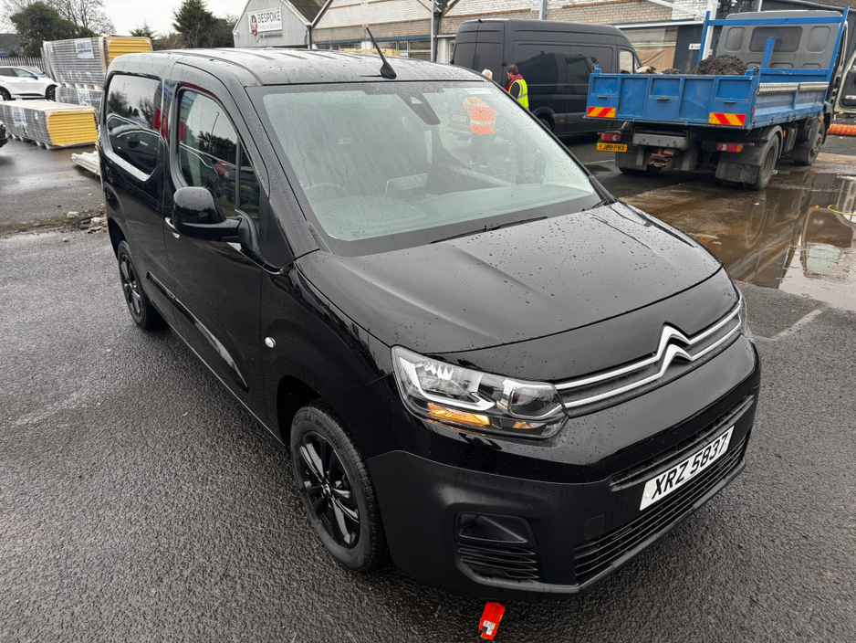 2024 Citroen Berlingo - image 4