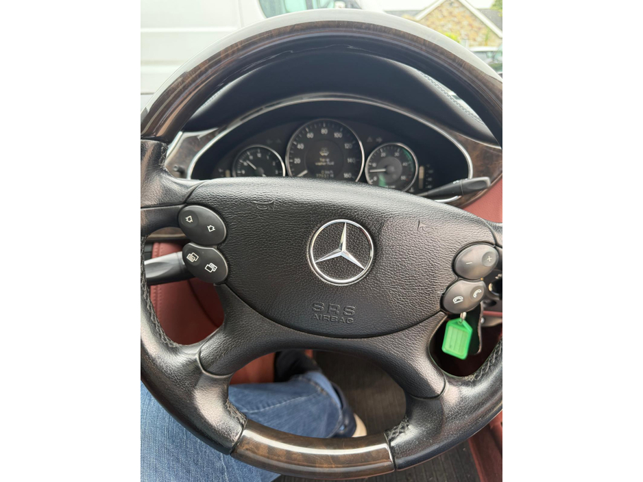 2006 Mercedes-Benz CLS Class - image 12