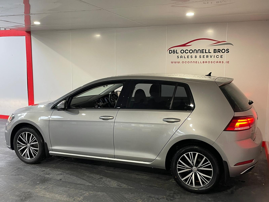 2018 Volkswagen Golf - image 18