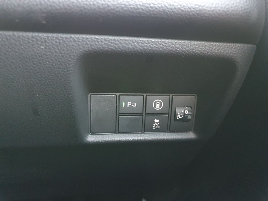 2021 Honda Jazz - image 13