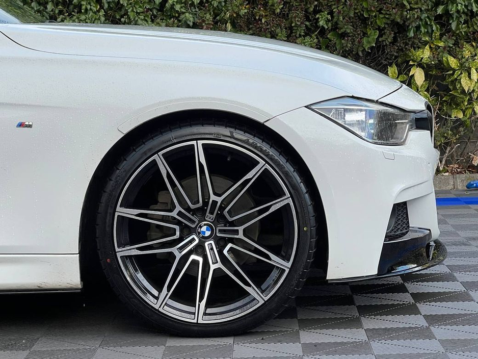 2014 BMW 3 Series 320d M-SPORT COMPETITION // TILT & SLIDE SUNROOF // FULL SERVICE HISTORY // NEW 20" M3 COMPETITION ALLOYS €18,850