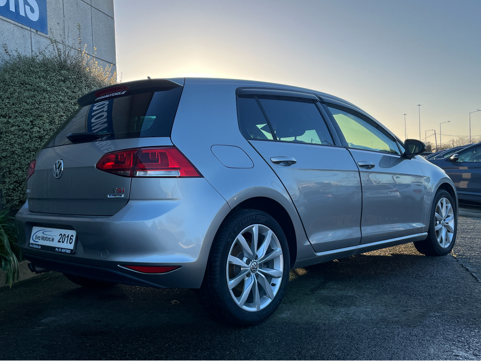 2016 Volkswagen Golf HIGHLINE AUTOMATIC 1.4 PETROL //KEYLESS ENTRY//REVERSE CAMERA//BLIND SPOT WARNING//ADAPTIVE CRUISE CONTROL// €15,950