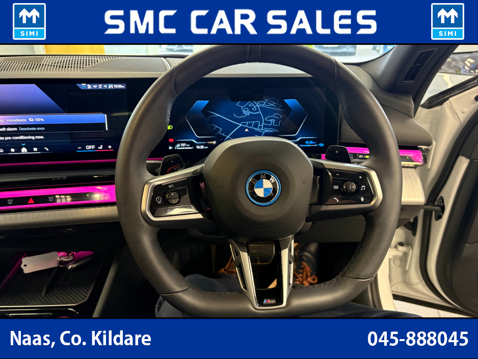 2025 BMW 5 Series - image 24