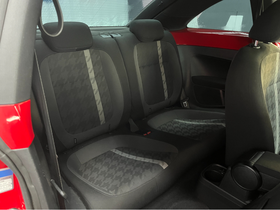 2018 Volkswagen Beetle €14950 2018 VOLKSWAGEN BEETLE BLACK STYLE 1.2 AUTOMATIC €14,950