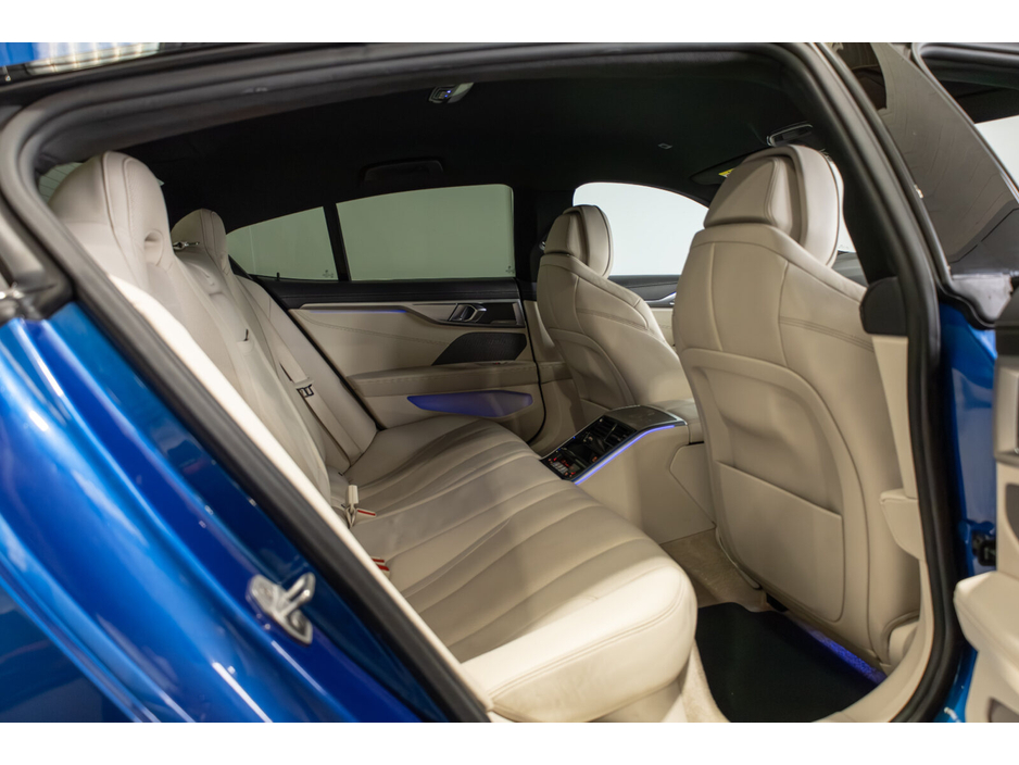 2020 BMW 8 Series 840d xDrive €57,950