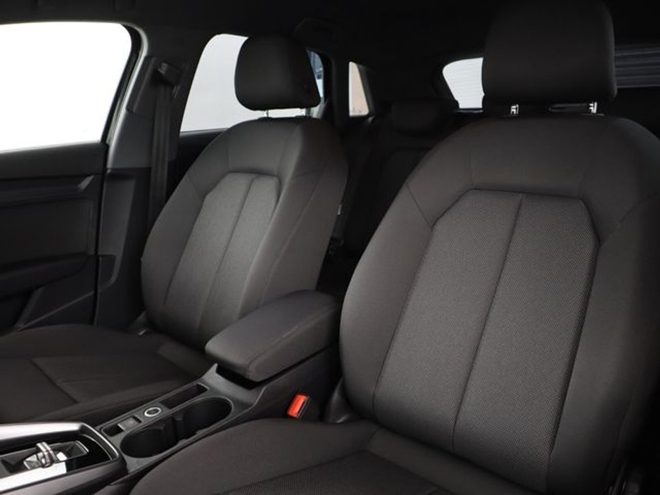 2022 Audi A3 30 TDI 116HP SE €24,750