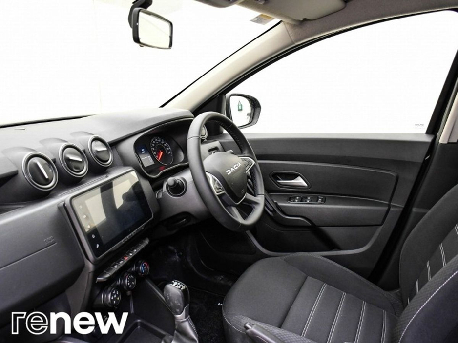 2024 Dacia Duster 1.3 TCe 150 EDC Expression Automatic €27,690