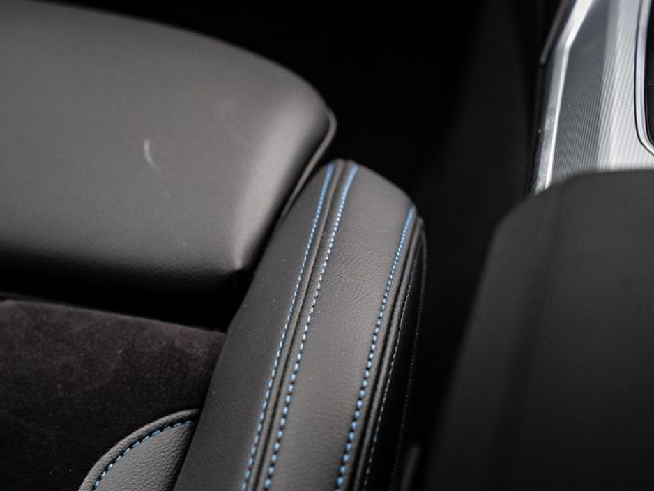 2024 BMW 3 Series 330E M SPORT €43,950