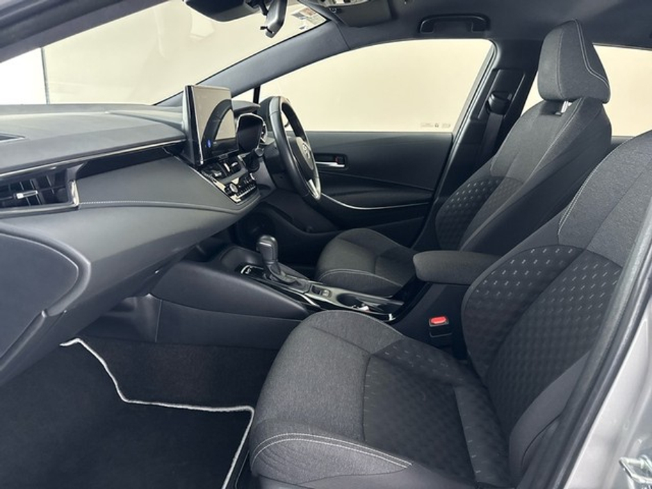 2023 Toyota Corolla HYBRID LUNA T/S €27,950