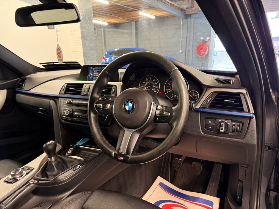 2014 BMW 3 Series - image 10