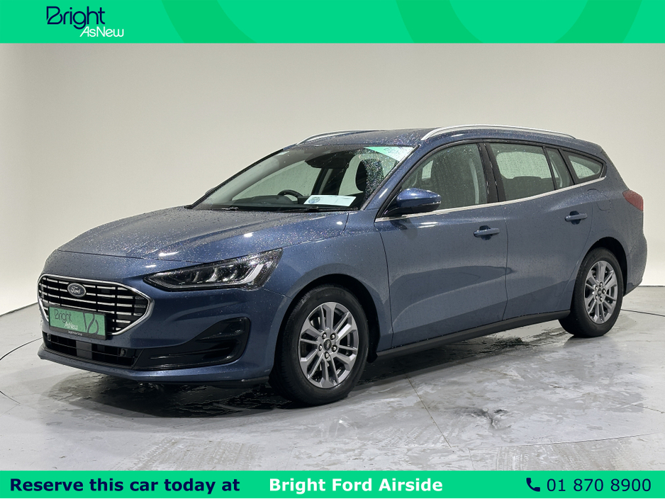 2023 Ford Focus - image 3