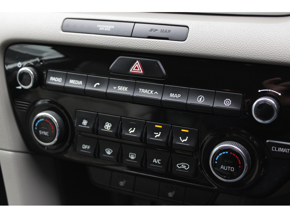 2018 Kia Sportage - image 14