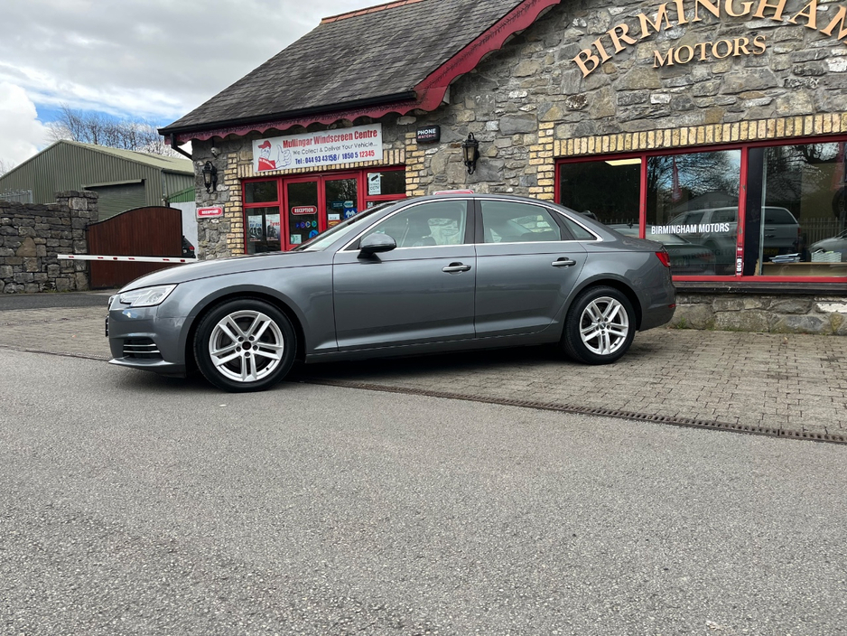 2017 Audi A4 - image 3