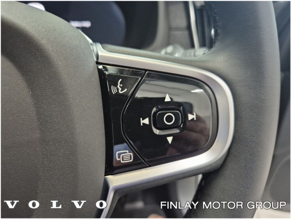 2026 Volvo XC90 - image 17