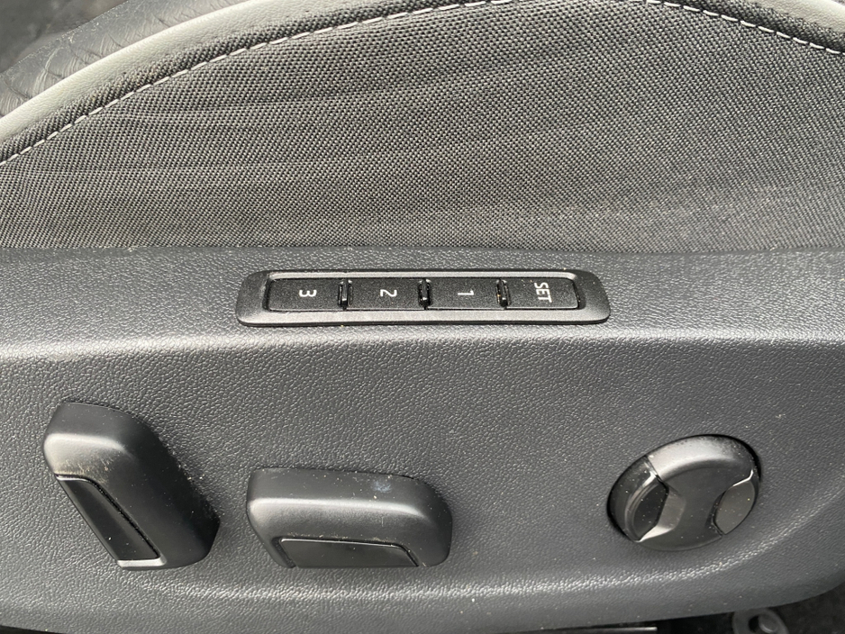 2024 Skoda Enyaq - image 28