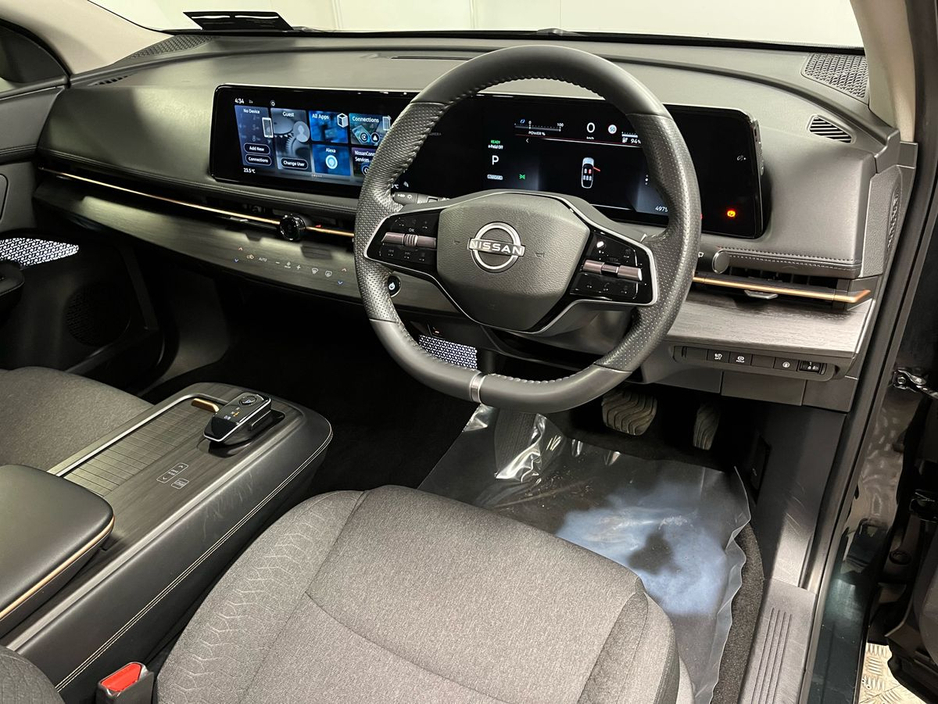2024 Nissan Ariya - image 9
