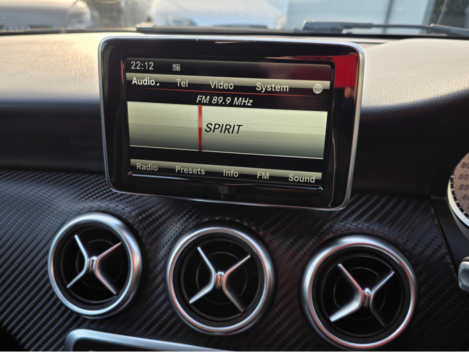 2014 Mercedes-Benz A Class A180 AMG INTERIOR HALF LEATHER SEATS / HI SPEC / SYSTEM LOW ROAD TAX BAND / SIMI DEALER