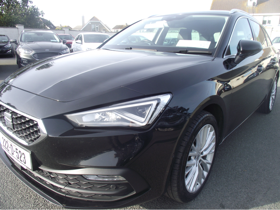 2022 SEAT Leon - image 2