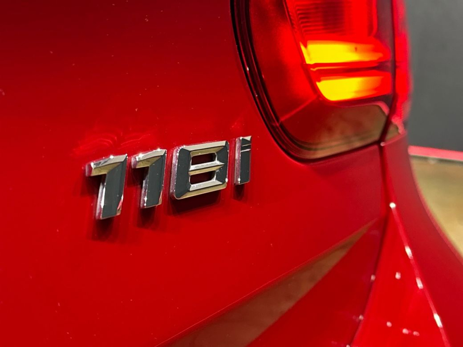 2018 BMW 1 Series FASHIONISTA EDITION - FULL CREAM LEATHER - ELECTRIC SEATS - CRUISE CONTROL - REAR CAMERA - FACTORY ALLOYS €19,950