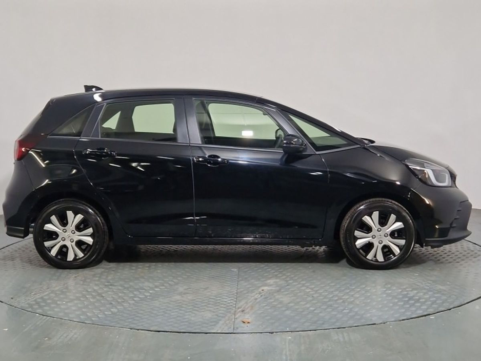 2025 Honda Jazz - image 2