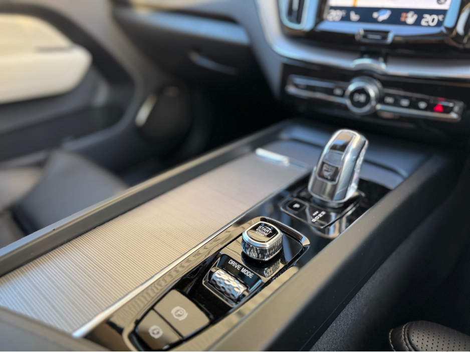 2018 Volvo XC60 T8 TWIN EN PHEV INSCRIPTION 5DR AUTO €29,995