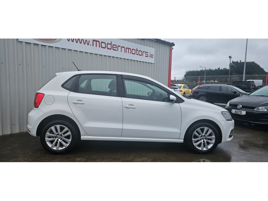 2017 Volkswagen Polo auto comfortline plus 1.2 tsi dsg low kms €12,750