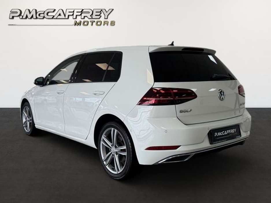 2020 Volkswagen Golf - image 7