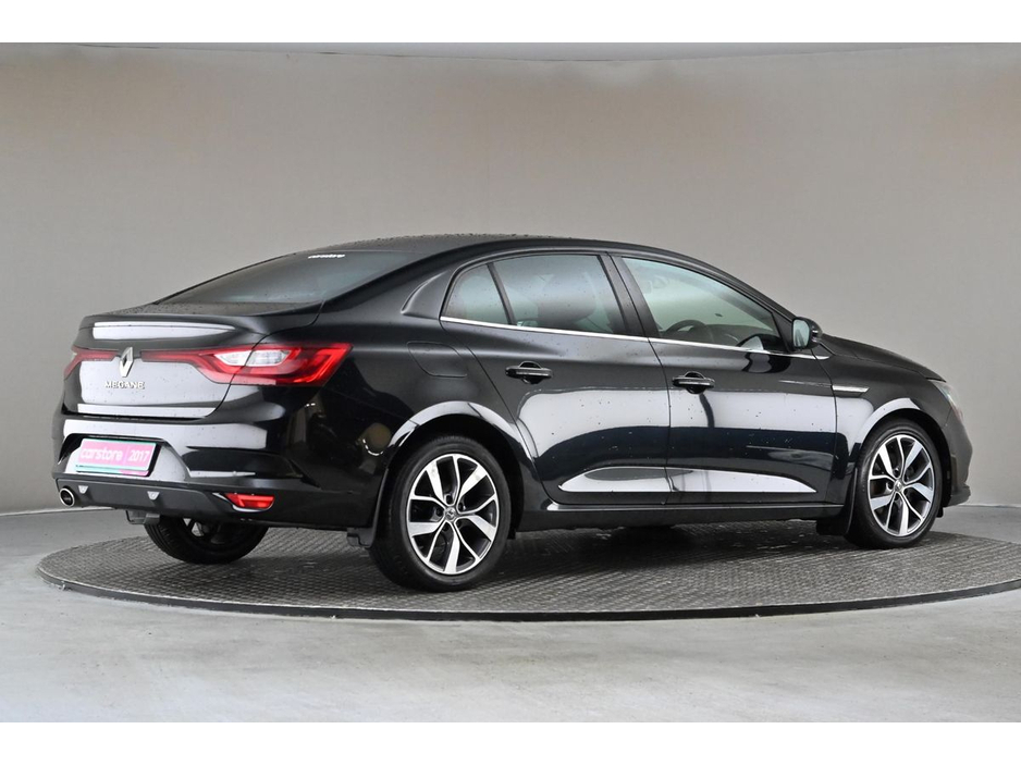 2017 Renault Megane - image 10
