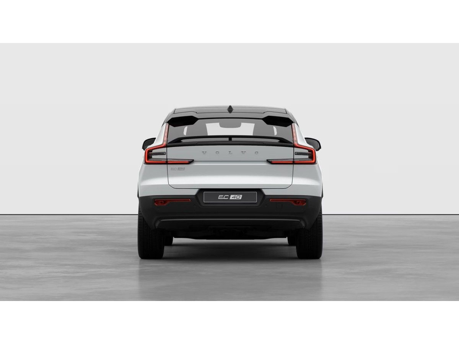 2026 Volvo EC40 - image 3