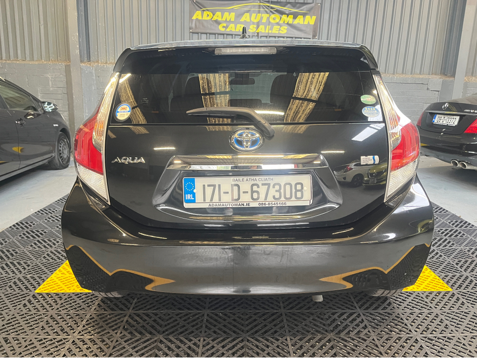 2017 Toyota Aqua 2017 hybrid auto €10,995