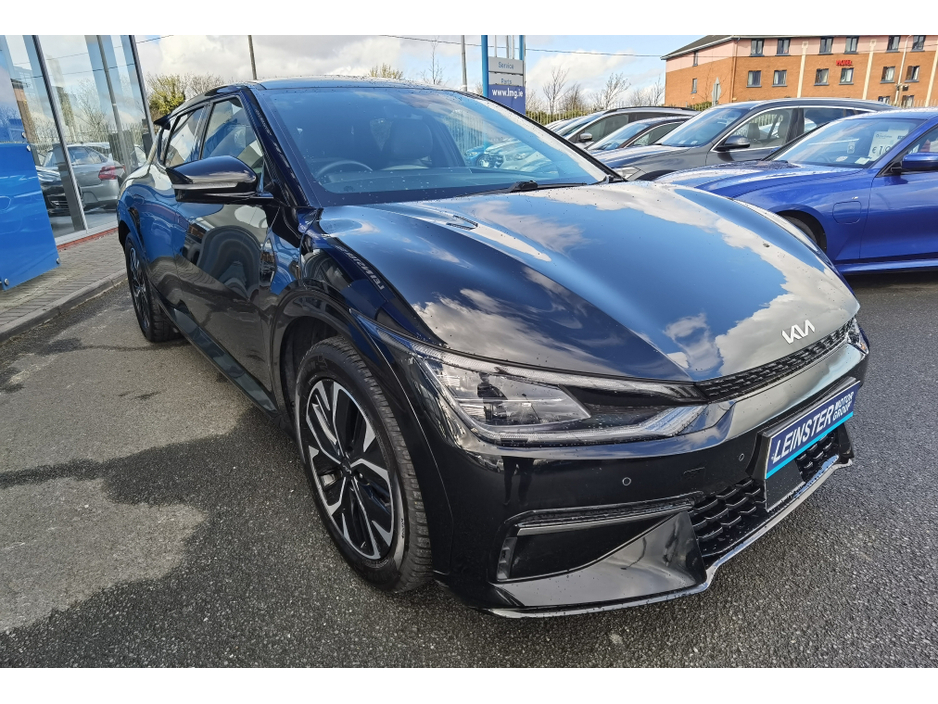 2022 Kia EV6 - image 3