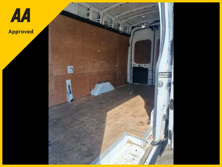 2021 Ford Transit - image 10