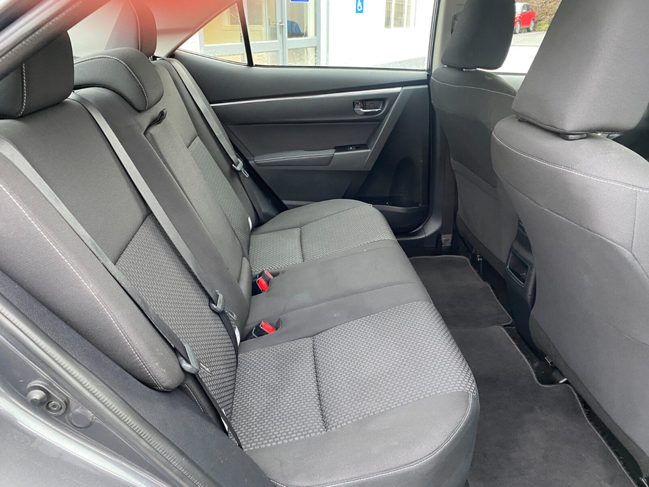 2016 Toyota Corolla D-4D 90 (1.4) Luna €9,950