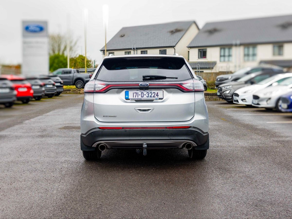 2017 Ford Edge - image 18