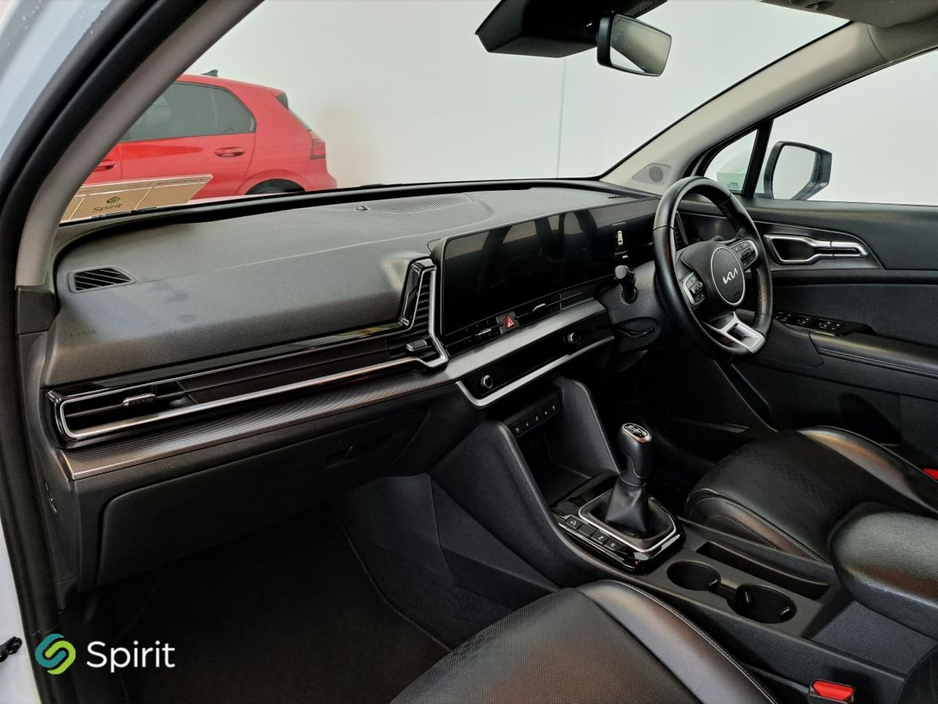 2024 Kia Sportage - image 4