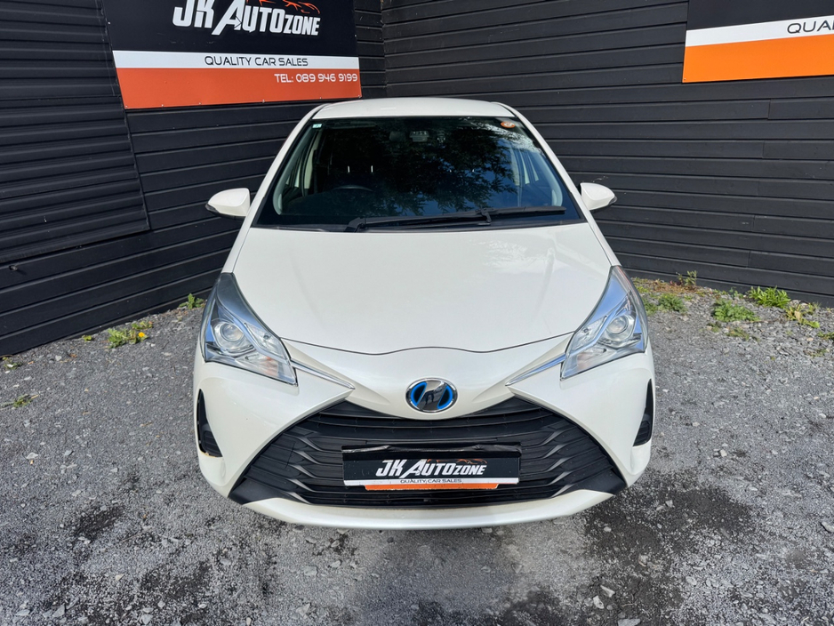 2018 Toyota Yaris - image 3