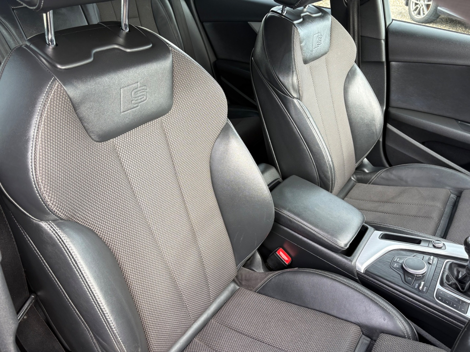 2016 Audi A4 - image 17