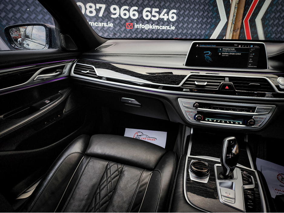2021 BMW 7 Series M745e plug-in hybrid €49,950