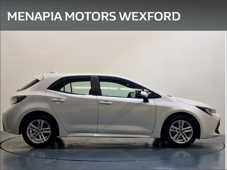 2023 Toyota Corolla - image 7