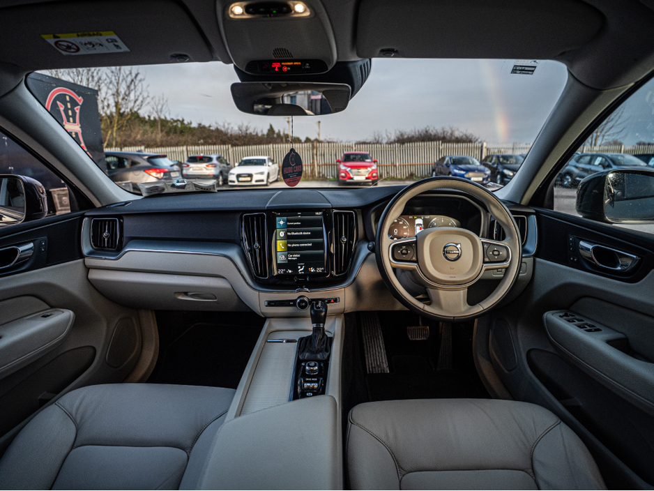 2017 Volvo XC60 172 Volvo XC60 4WD Auto/High spec/1yr warranty €26,888