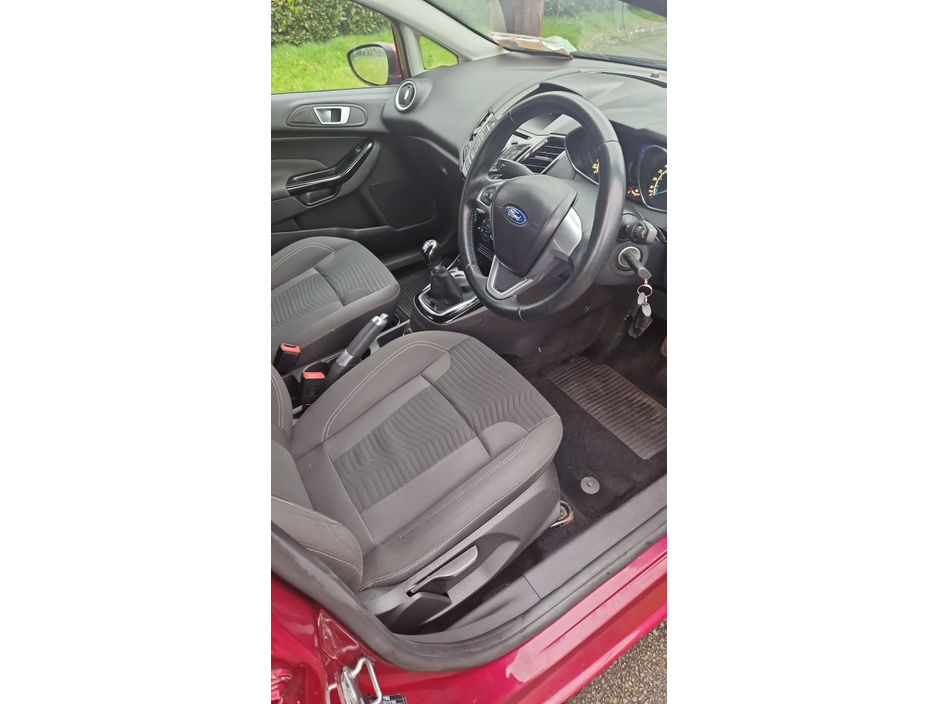 2013 Ford Fiesta 1.25 ZETEC 82PS 5DR ARGENTO €6,250