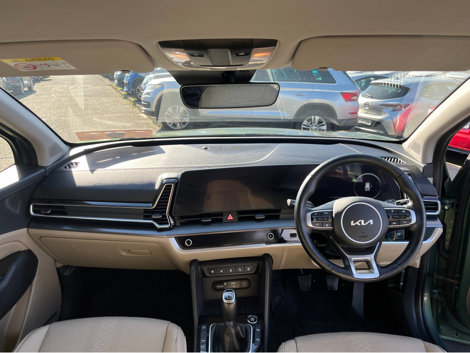 2022 Kia Sportage - image 16