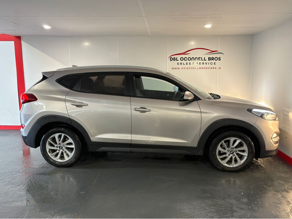 2016 Hyundai Tucson - image 6