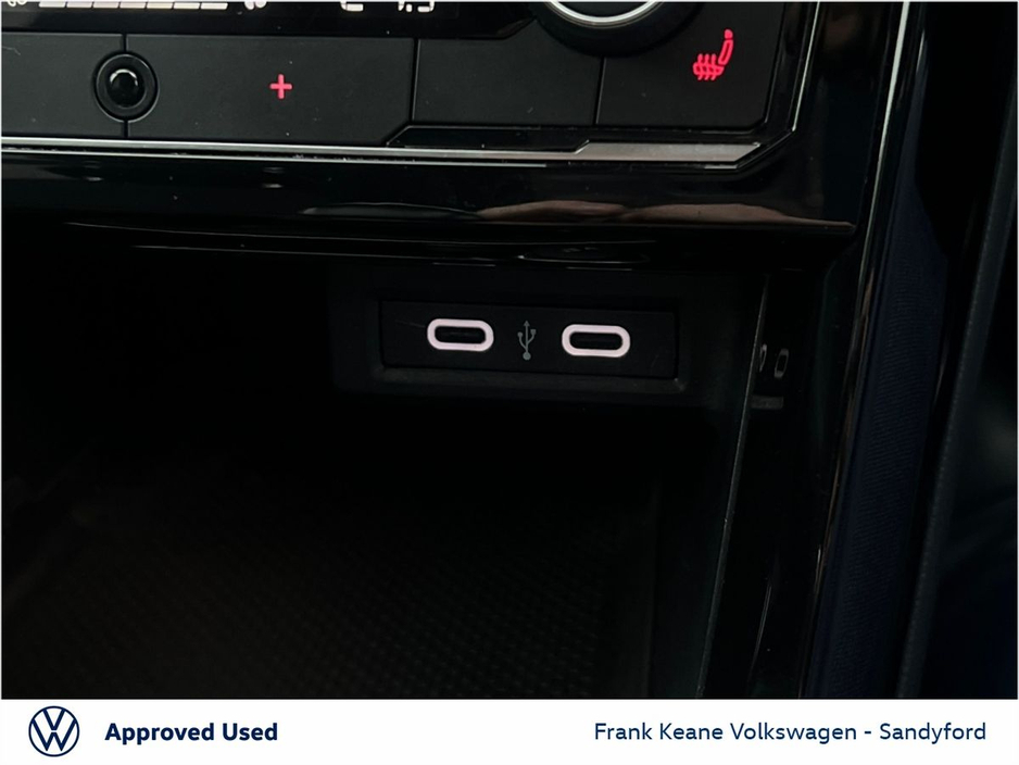 2021 Volkswagen T-Cross - image 23