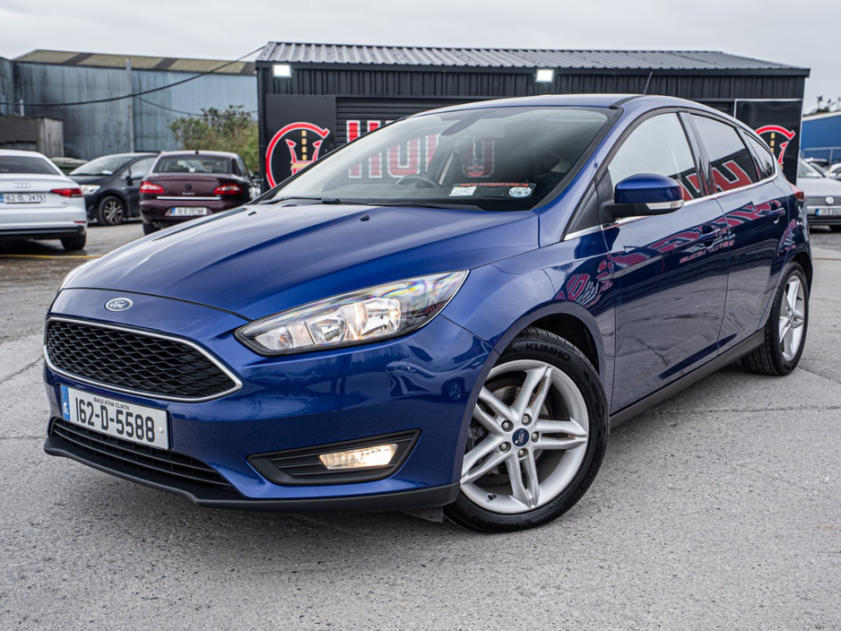 2016 Ford Focus - image 4