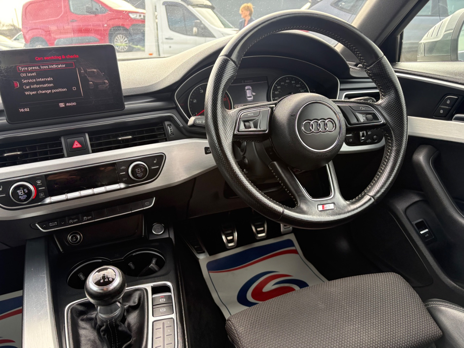 2016 Audi A4 - image 19