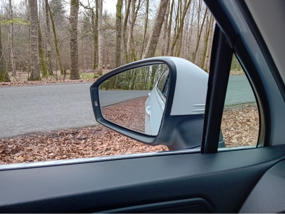 2019 Volkswagen Tiguan - image 32