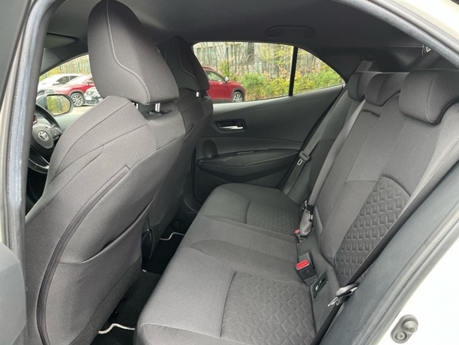 2020 Toyota Corolla - image 7